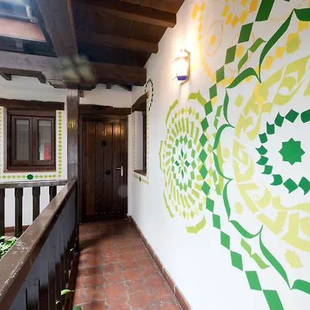 Oasis Backpackers' Granada