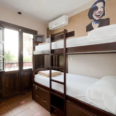 Oasis Backpackers' Hostel Granada