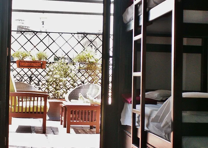 بيت شباب Oasis Backpackers' غرناطة