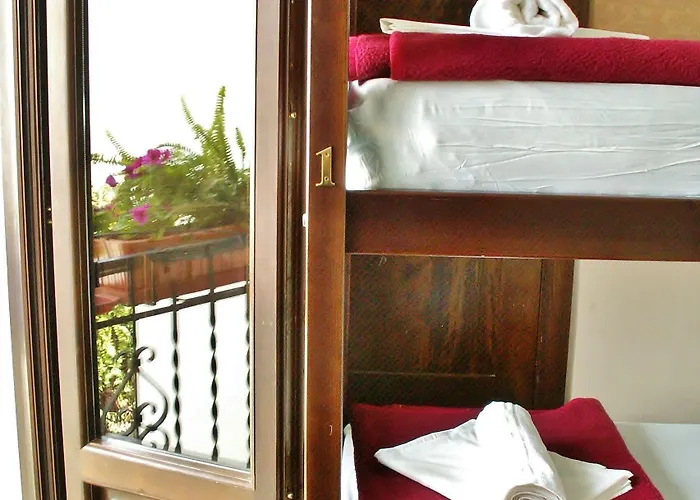 بيت شباب Oasis Backpackers' غرناطة