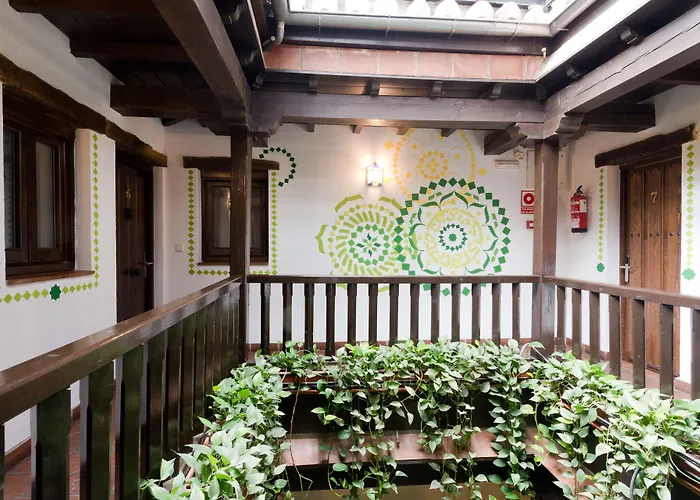 Oasis Backpackers' Granada