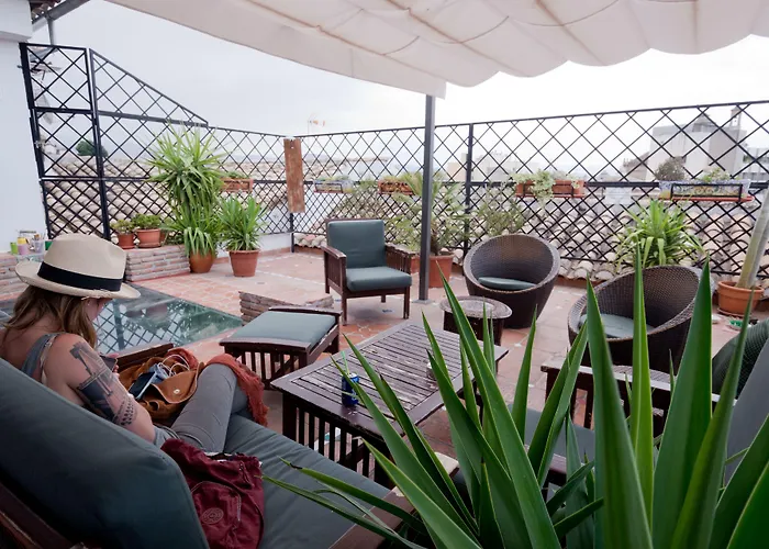 Oasis Backpackers' * غرناطة