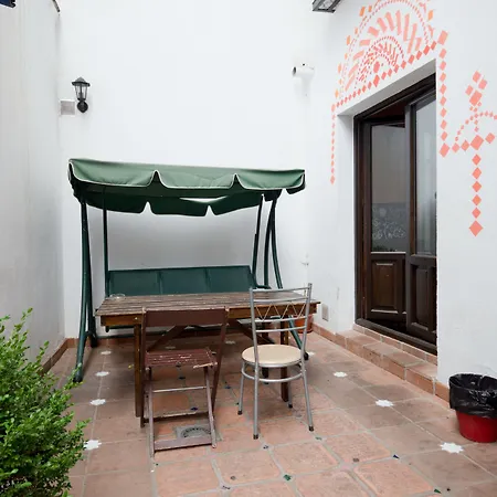 Oasis Backpackers'