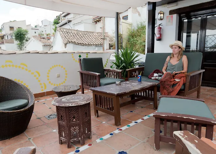 Oasis Backpackers'