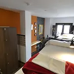 Oasis Backpackers' Granada