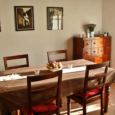 Oasis Backpackers' Hostal Granada
