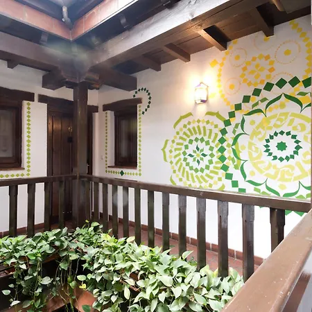 Hostal Oasis Backpackers' *